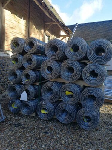 Commander du grillage pour chien proche de La Rochelle 17.